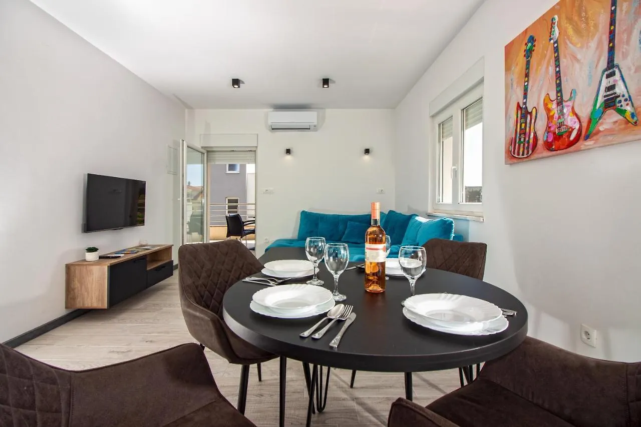 Villa Ivana In Kaštela Apartament
